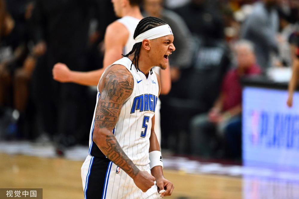 在这一瞬间 在这一瞬间